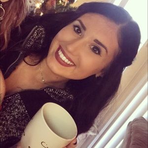 Meet your Posher, Mckenzie